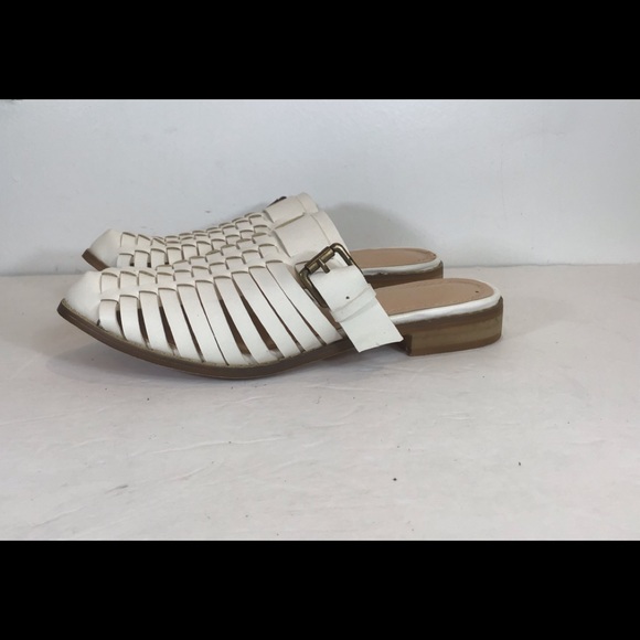 CHASE & CHLOE WHITE WOVEN BUCKLE SLIDE MULES SZ 6 - Picture 2 of 12